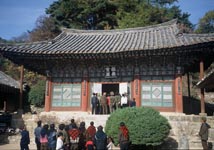Woljong Tempel im Kuwol Gebirge